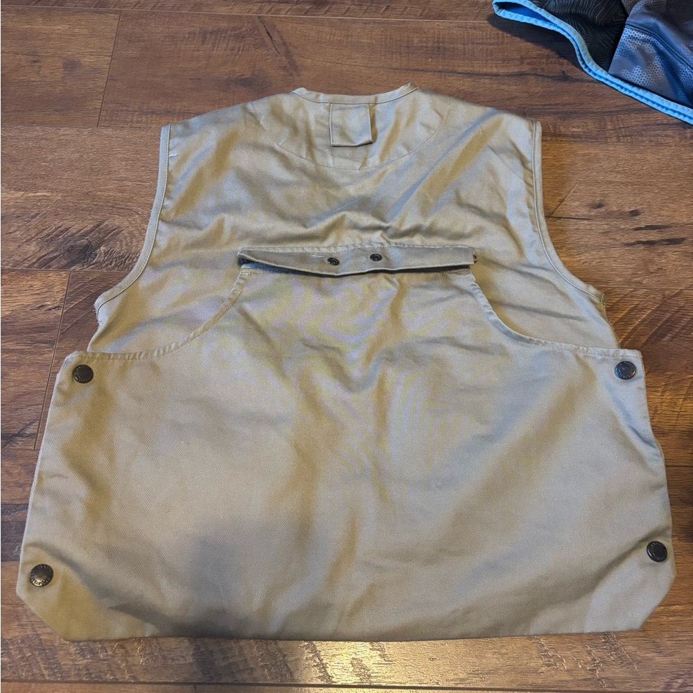 Boys Master Sportsman Tactical Fly Fishing or Hunting Vest Size YL - Picture 4 of 4